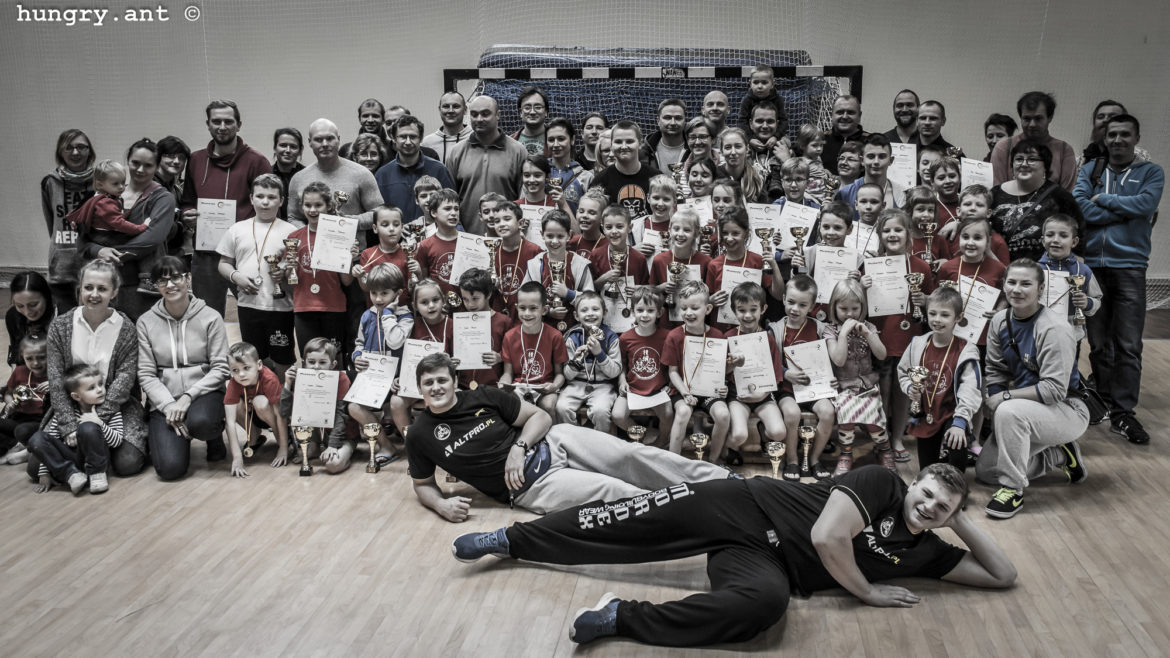 Wielkie sukcesy małych sportowców z UKS Niedźwiadek